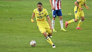 Se face transferul lui Marian Huja. Fotbalistul Petrolului pleacă la o echipă de cupe europene. EXCLUSIV