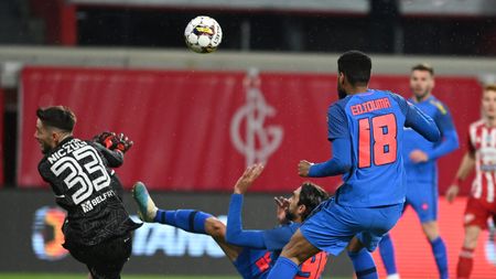 Schimbarea lui Malcom Edjouma la pauza meciului Sepsi - FCSB, susținută de un fost internațional român: „Când echipa se apără, e mereu spațiu în spatele lui! Era la 30-40 de metri” | VIDEO EXCLUSIV ProSport Live