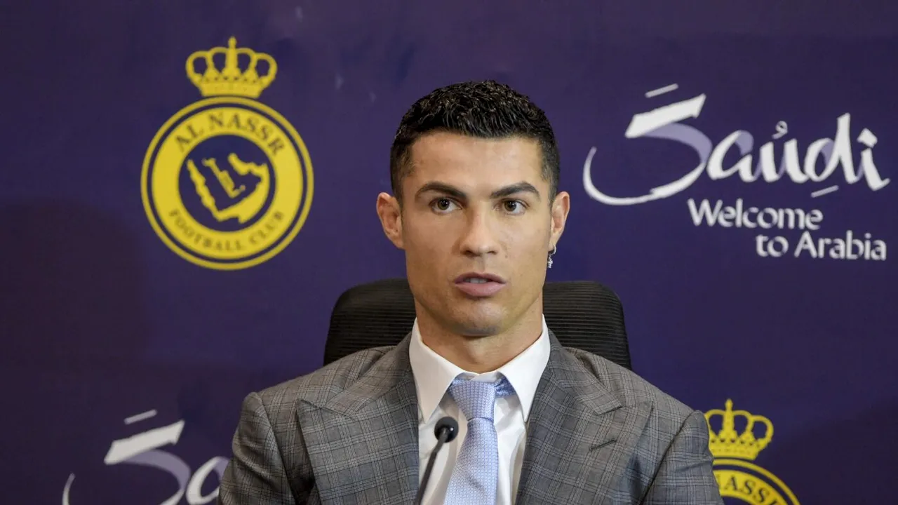 Cristiano Ronaldo, criticat după gafa făcută la prezentarea oficială la Al-Nassr: „Impardonabil! Prințului nu i-a picat bine”