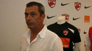 "Rednic decide când și DACĂ‚ Tamaș revine la prima echipă"