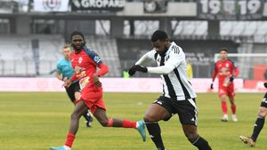 U Cluj - Gloria Buzău 2-1, în etapa 22 din Superliga. Dan Nistor aduce victoria pentru Clujul lui Sabău după ce a marcat două goluri din penalty