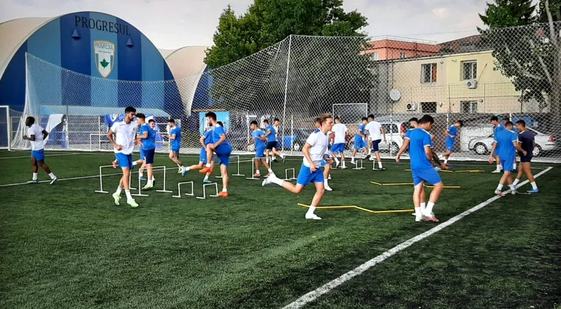 Progresul Spartac a oficializat primul transfer după promovarea în Liga 2 chiar în ziua reunirii. 25 de jucători au fost prezenți la ședința de pregătire, dar Andrei Erimia a și renunțat la un fotbalist