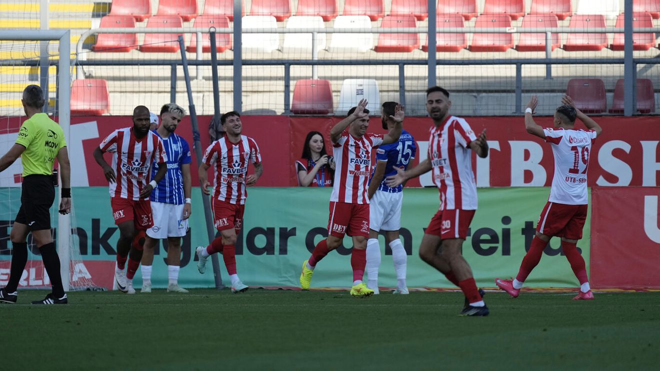 UTA Arad - Farul Constanța 2-1, în etapa 5 din Superliga. Neînvinsă, echipa antrenată de Adrian Mihalcea este noul lider din campionat