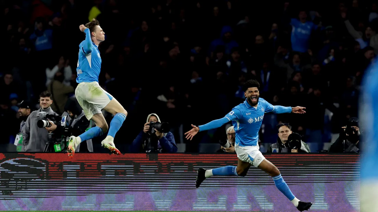 Imagini fabuloase cu bucuria nebună de la Napoli, când echipa lui Conte a marcat golul care i-a adus titlul în Serie A