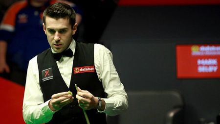 Nicio surpriză majoră în debutul Mondialului de snooker. Selby conduce cu 6-3, după prima zi. McGill domină duelul scoțienilor cu Maguire. Un singur break de peste 100 de puncte