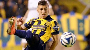 Jonas Aguirre a reușit golul carierei. VIDEO | Lob minunat, contra lui River Plate