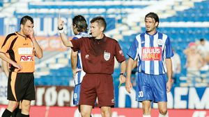 Corpodean la derby-ul din Giulești. CE PĂ‚RERE AI?