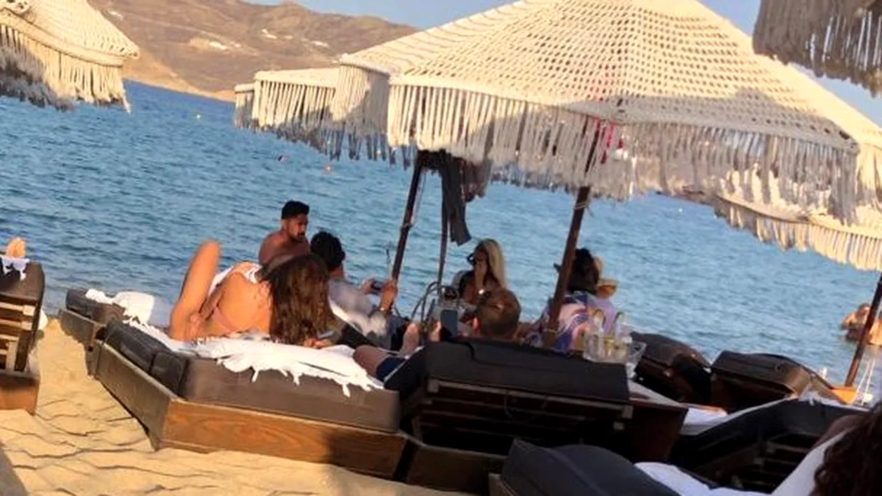 Ciprian Marica a „fugit” cu iubita într-o mini - vacanță! Fostul internațional s-a relaxat pe insula miliardarilor | FOTO