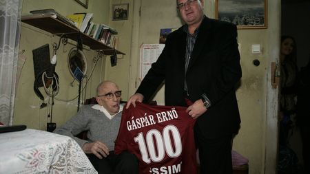 În peluza dintre nori