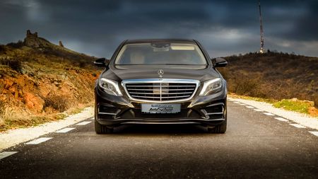 "O afacere de familie, devenită din ce în ce mai puternică". Cum se mai vând mașinile Mercedes în România 