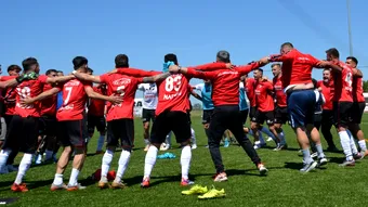 Unirea Sântana, la primul titlu de campioană în Arad. Obiectivul stagional e promovarea în Liga 3, iar adversarul din baraj este decis: ”O să reușim!”
