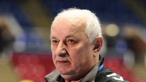 Gheorghe Tadici, atac fără precedent după acuzațiile Cristinei Neagu. „Prost e Nicușor Dan că îi dă salariul ăla! În jurul ei e vid”