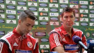 Pantilimon nu se gândește la o revenire în Liga 1: "Îmi doresc să joc în străinătate foarte mult timp". Mateiu, entuziasmant de convocarea la națională: "Sper ca selecționerul să fie mulțumit de mine"