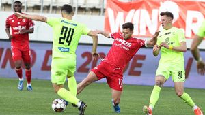 Trei dintr-o lovitură! S-a salvat de la retrogradare din Superliga și a transferat doi fundași portughezi și un atacant brazilian format de Santos