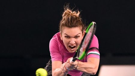 Simona Halep, criticată aspru după ce l-a certat pe antrenorul Daniel Dobre: "Ce sunt, un soi de aplaudaci? Sper să nu mai repete asta!"