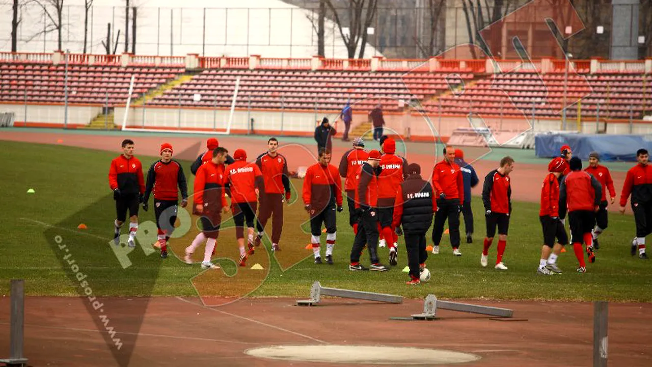 26 pentru Antalya!** 5 jucători de bază OUT, 2 atacanți SURPRIZĂ‚ în lotul lui Dinamo