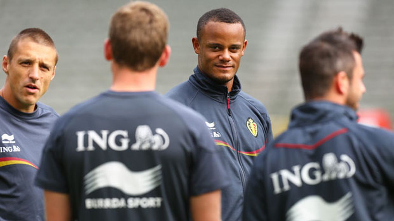 "Wow, ce a fost asta?!"** Kompany a reușit contra României ceea ce nimeni nu credea că poate fi făcut de un fundaș! VIDEO Execuția care a uluit lumea