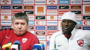 'N'Doye mi-a zis să nu-l dau afară, aproape plângea!'** VEZI ce i-a răspuns Țălnar!