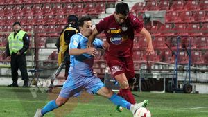 Șumudică: "Am jucat cu sabia deasupra capului. Voi mai rămâne încă un an la Concordia"