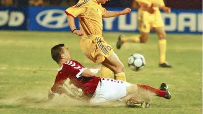 Două momente absolut PENIBILE, o singură constantă!** Acum 8 ani, am jucat "fotbal pe plaja" cu Danemarca