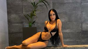 Cine este și cât de bine arată Aurah Rodriguez, bomba sexy cu care se iubește Jese! Femeia a încercat să îl calce cu mașina pe fotbalistul care s-ar afla în negocieri avansate cu Dinamo, din gelozie. GALERIE FOTO