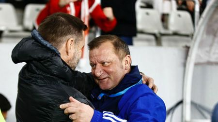 Dinamo - Oțelul Galați, ce nu s-a văzut la televizor. În ce lojă a ales să stea Mircea Lucescu, cum putea încasa Dinamo un gol stupid, de ce l-a scos din sărite arbitrul pe Zeljko Kopic, vizita surpriză a milionarilor în vestiarul „câinilor”. EXCLUSIV