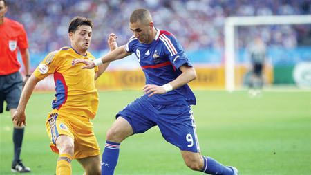 David vs Goliath! **Florescu, de 30 de ori mai slab cotat decât Benzema! Cifrele ne "cocoșează"