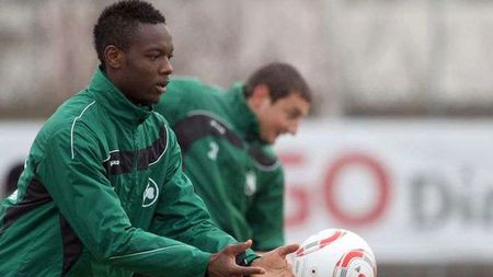 EXCLUSIV: ETO'Ot așa la Dinamo! :) După fratele lui Balotelli, "câinii" vor acum să dea lovitura cu ruda altui super atacant! Cine e Etienne