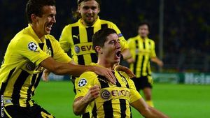Dortmund, victorie fără probleme cu Nurnberg! **Polonezii lui Klopp au rezolvat meciul
