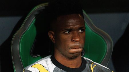 Liverpool și Manchester United sunt gata să-l transfere pe Vinicius de la Real Madrid