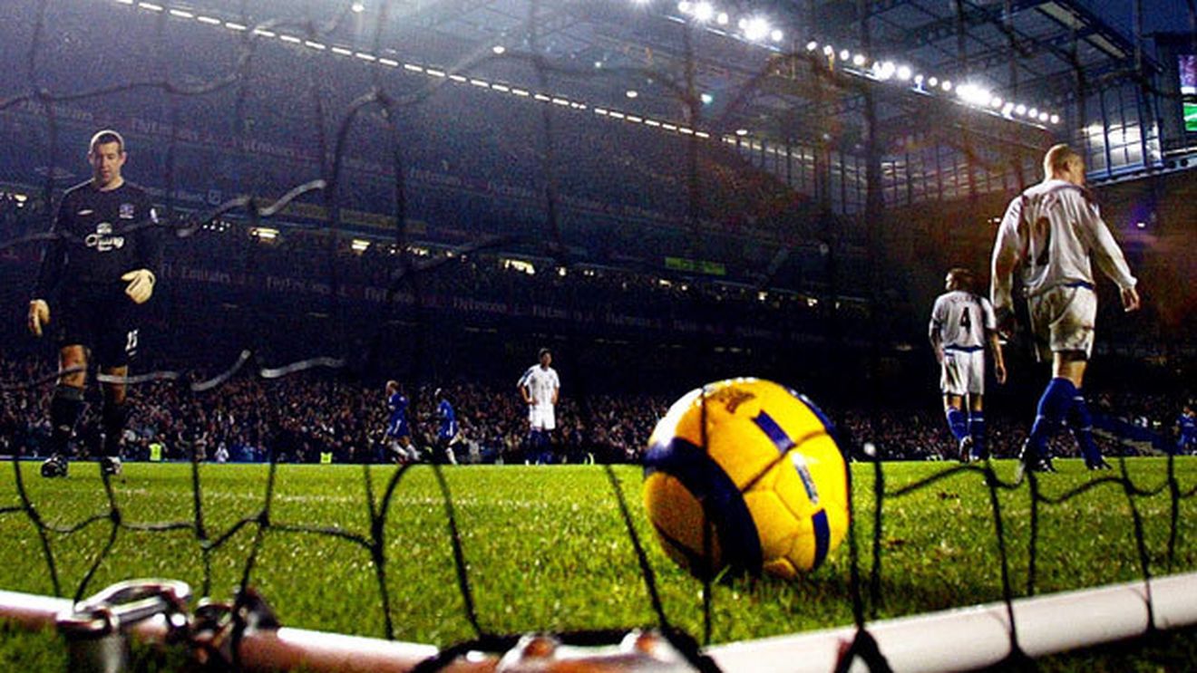 Nici nu mai vrea să-i pronunțe numele lui Chivu!** "A fost o FARSĂ‚! Dacă mai dă de 100 de ori, nu-i mai iese așa!" VIDEO Omul "mitraliat" de români a retrăit cel mai negru coșmar