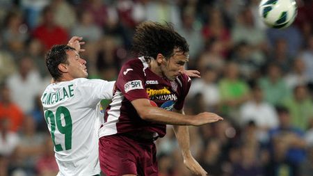 CFR Cluj stă la mâna maghiarilor pentru a avea cale liberă spre banii Ligii!** Cum poate ajunge Vaslui să vrea eliminarea Stelei dacă va fi "scoasă" de Fenerbahce