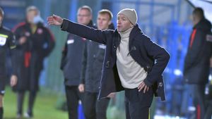 Bogdan Lobonț, reacție dură după ce Mirel Rădoi a demisionat de la Universitatea Craiova: „Nu avem o viziune, nu suntem capabili!”