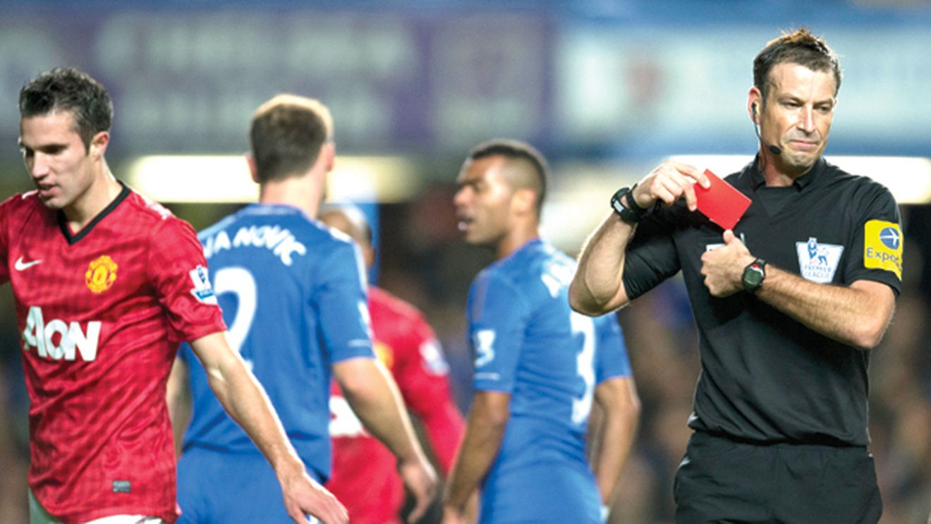 Dosarul Mark Clattenburg.** 5 jucători de la Chelsea au acuzat limbajul rasist al arbitrului! La final s-a declanșat infernul: "A fost ca o bătaie în pub"