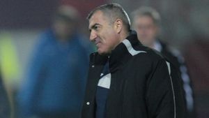 Grigoraș: "Plecarea lui Cardoso nu ar fi o pierdere!** Rednic m-a întrebat de mai mulți jucători pe care i-am antrenat"