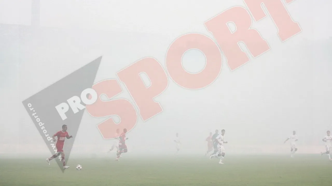 FOTO** Meciul Dinamo - Rapid, întrerupt din cauza fumigenelor!