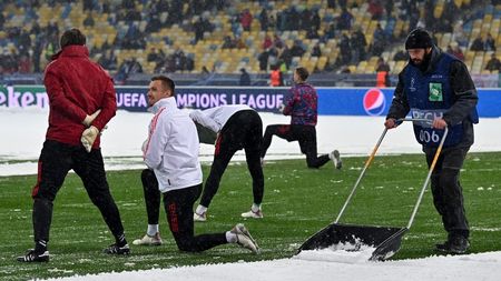 A venit iarna la Kiev! Mircea Lucescu, șocat înaintea marelui derby cu Bayern: „Sper să se joace!” | FOTO
