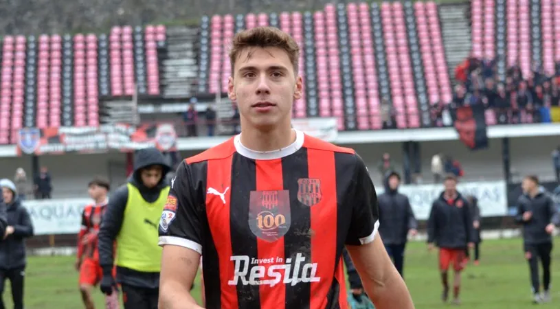 Florin Gașpăr s-a întors la Universitatea Craiova!? ACSM Reșița va relua pregătirile fără fundaș