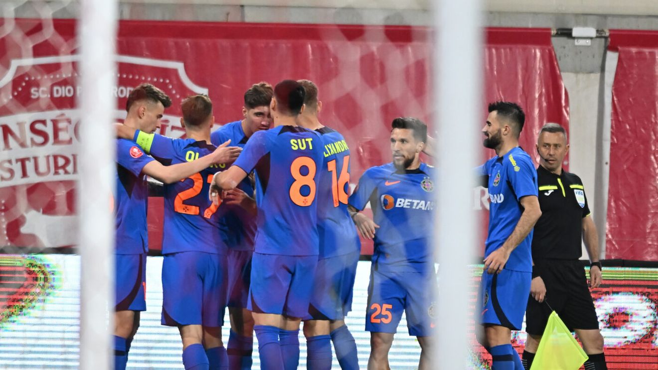 Fotbalistul care l-a impresionat pe Gigi Becali a primit un sfat, la miezul nopții, în direct la TV, de la Ilie Dumitrescu! „Să facă asta, dacă se uită acum la emisiune”