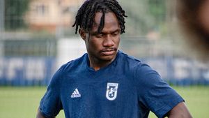 Moses Abbey va juca, în sfârșit, pentru FCU Craiova. Africanul a obținut viza după un an