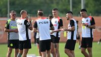 Fotbaliștii FCSB au făcut ședință în vestiar. Ce efect au criticile lui Gigi Becali: „În subconștient, ajunge puțin”