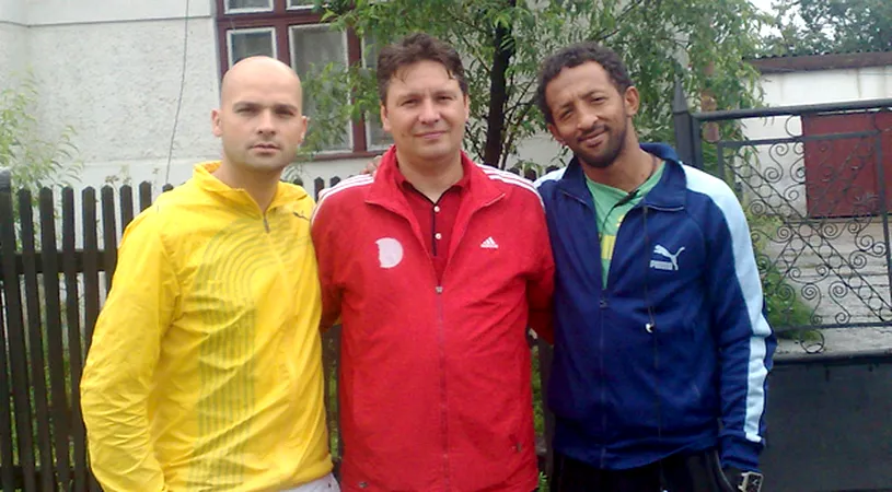 Kamara compune** imnul Universității