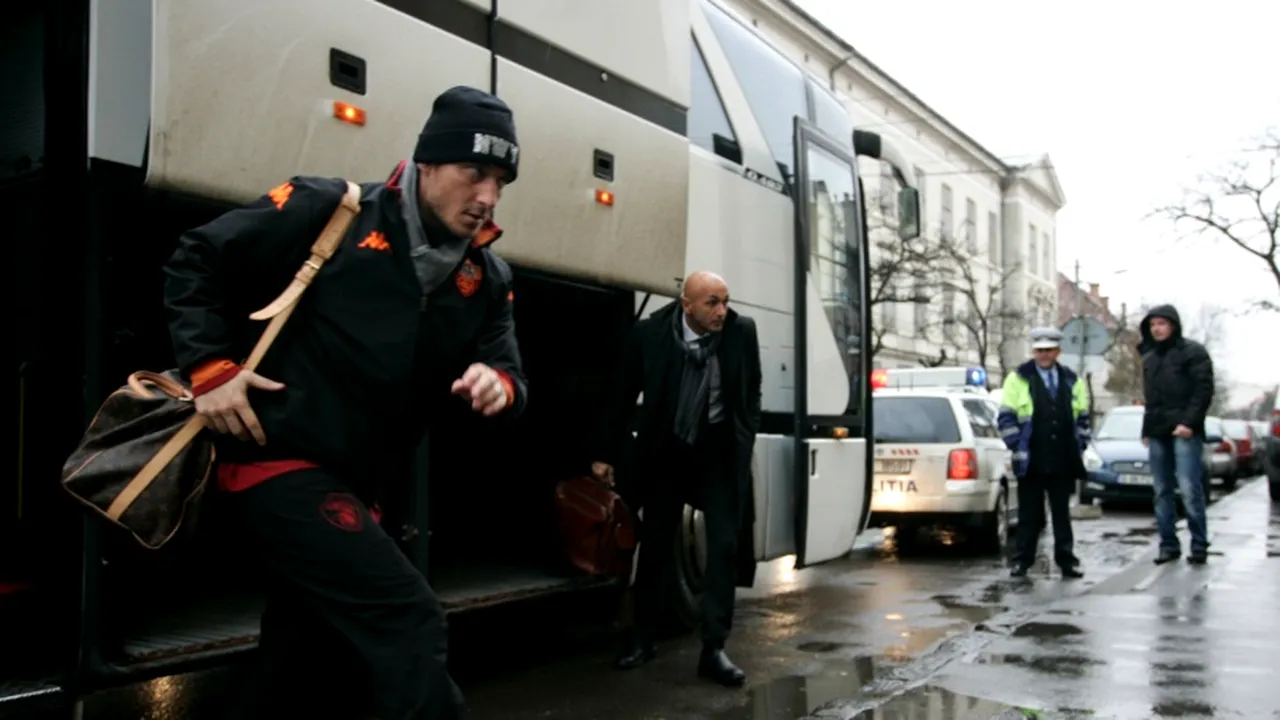 AS Roma s-a lăsat așteptată! A sosit cu o oră întârziere!