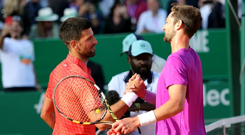 Momente rar întâlnite la primul meci jucat de Novak Djokovic la Monte Carlo! Ce i-a spus la fileu adversarul aflat pe locul 198 ATP: „Ești cel mai bun!