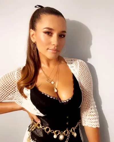 Claudia Pătrășcanu dezvăluie că mama lui Gabi Bădălău a dat-o afară din casă. ”Dacă nu ar fi dat cu pumnul în masă să ies afară cu copiii, el nu ar fi făcut asta”