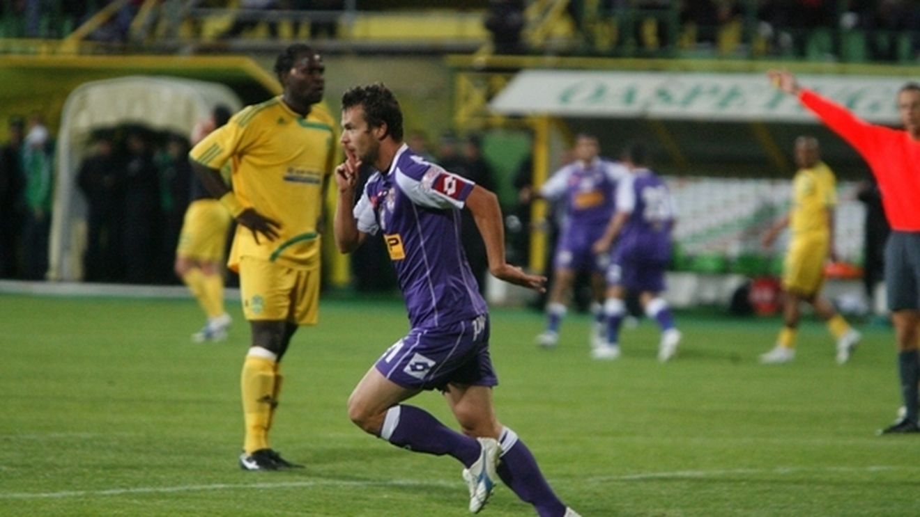 BOMBĂ‚ în Ghencea? Goga, dorit de Pițurcă