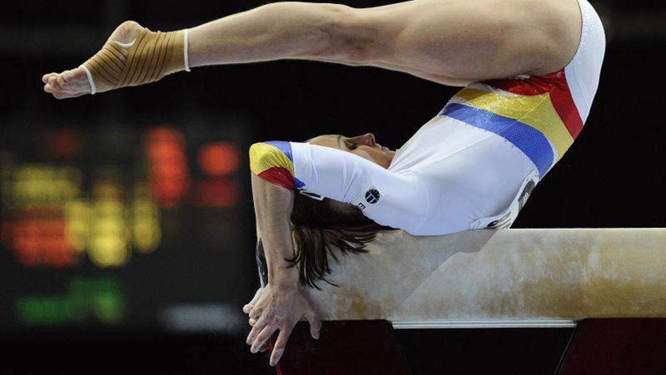 Trei zile până la startul CM! România zbârnâie: suntem pe primul loc în topul medaliilor câștigate la bârnă all-time