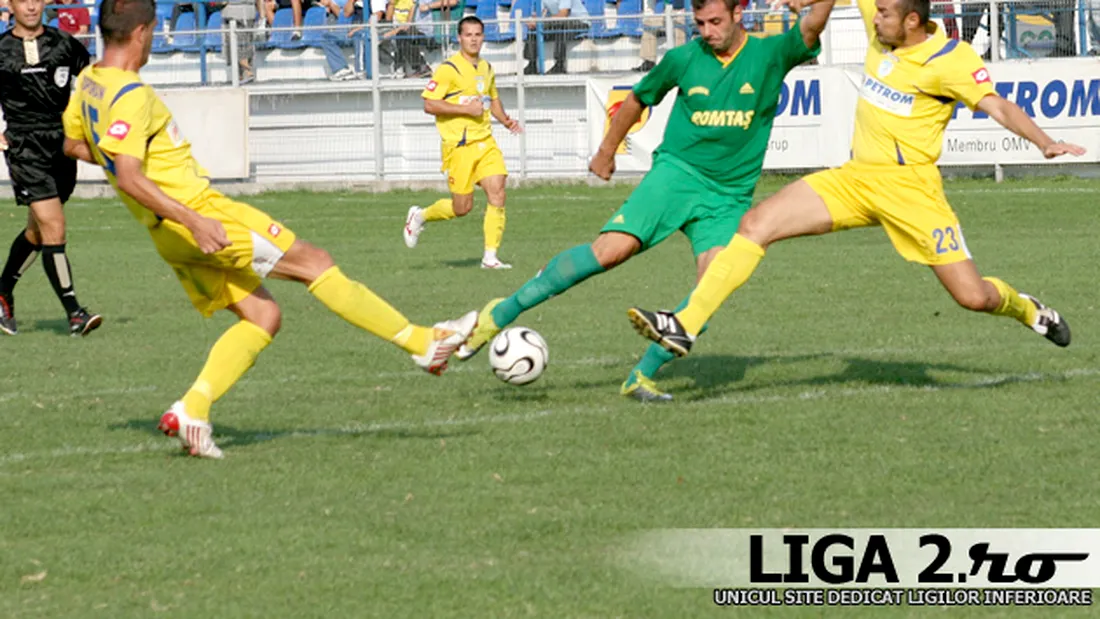 Un derby** și trei favorite!