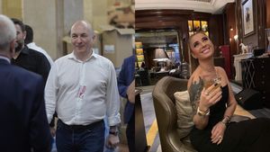 Adevărul despre relația amoroasă dintre Anamaria Prodan și politicianul Codrin Ștefănescu! Când s-au cunoscut, de fapt, cei doi. „Ea era vedetă, avea emisiune!”