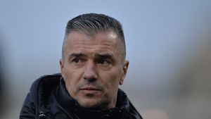 Pentru Rapid nu a fost bun! Un fotbalist dat afară din Giulești a ajuns să evolueze în prima ligă din Franța. „Râdeau de el!”. Motivul pentru care Pancu nu l-a păstrat în lot